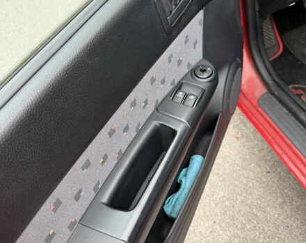 Красный Хендай Гетц, объемом двигателя 1.34 л и пробегом 18 тыс. км за 5000 $, фото 9 на Automoto.ua