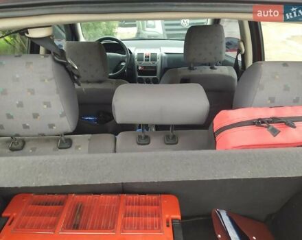 Красный Хендай Гетц, объемом двигателя 1.4 л и пробегом 180 тыс. км за 3000 $, фото 13 на Automoto.ua