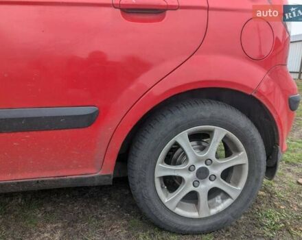 Красный Хендай Гетц, объемом двигателя 1.34 л и пробегом 200 тыс. км за 4000 $, фото 4 на Automoto.ua