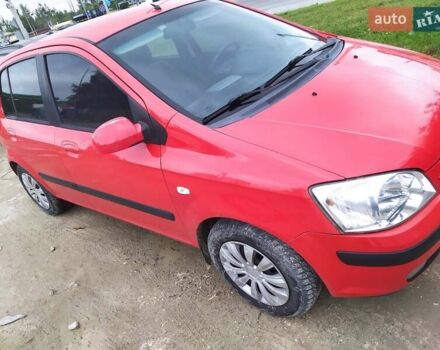 Красный Хендай Гетц, объемом двигателя 1.4 л и пробегом 180 тыс. км за 3000 $, фото 1 на Automoto.ua