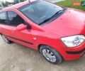 Красный Хендай Гетц, объемом двигателя 1.4 л и пробегом 180 тыс. км за 3000 $, фото 1 на Automoto.ua