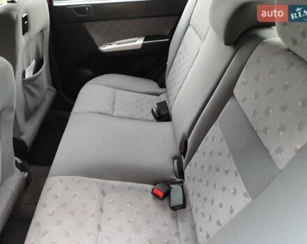 Червоний Хендай Гетц, об'ємом двигуна 1.34 л та пробігом 190 тис. км за 4500 $, фото 15 на Automoto.ua