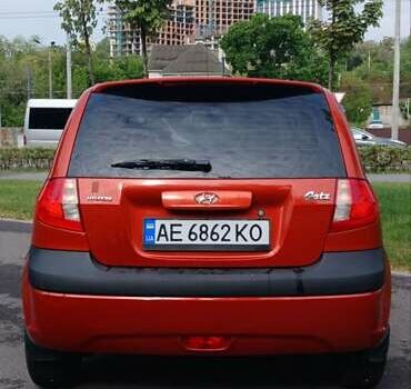 Красный Хендай Гетц, объемом двигателя 1.4 л и пробегом 197 тыс. км за 4600 $, фото 6 на Automoto.ua