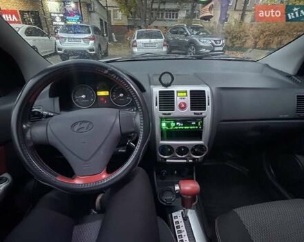 Красный Хендай Гетц, объемом двигателя 1.4 л и пробегом 197 тыс. км за 5750 $, фото 2 на Automoto.ua