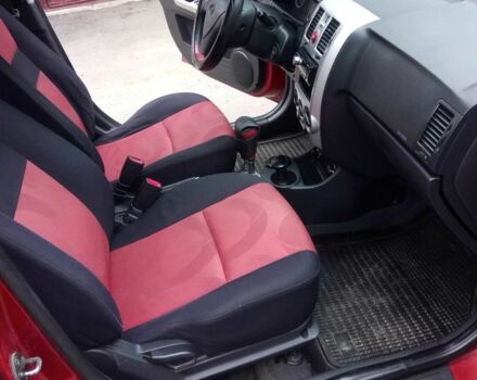 Красный Хендай Гетц, объемом двигателя 1.4 л и пробегом 219 тыс. км за 4800 $, фото 11 на Automoto.ua