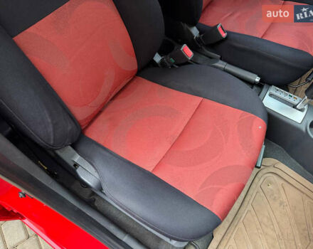 Красный Хендай Гетц, объемом двигателя 1.4 л и пробегом 188 тыс. км за 5500 $, фото 21 на Automoto.ua