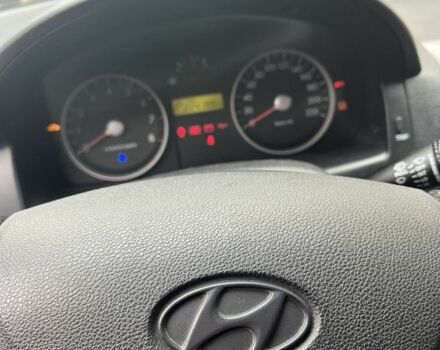 Червоний Хендай Гетц, об'ємом двигуна 1.6 л та пробігом 228 тис. км за 5200 $, фото 4 на Automoto.ua