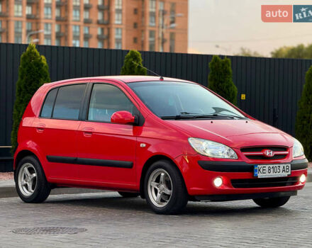 Красный Хендай Гетц, объемом двигателя 1.6 л и пробегом 170 тыс. км за 5999 $, фото 1 на Automoto.ua