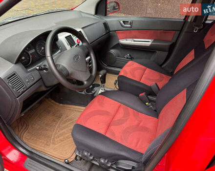 Красный Хендай Гетц, объемом двигателя 1.4 л и пробегом 188 тыс. км за 5500 $, фото 12 на Automoto.ua