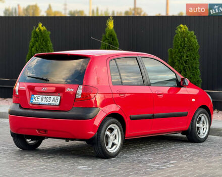 Красный Хендай Гетц, объемом двигателя 1.6 л и пробегом 170 тыс. км за 5999 $, фото 4 на Automoto.ua