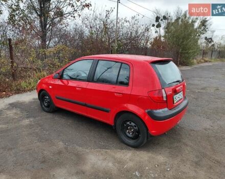 Червоний Хендай Гетц, об'ємом двигуна 1.4 л та пробігом 166 тис. км за 3900 $, фото 4 на Automoto.ua
