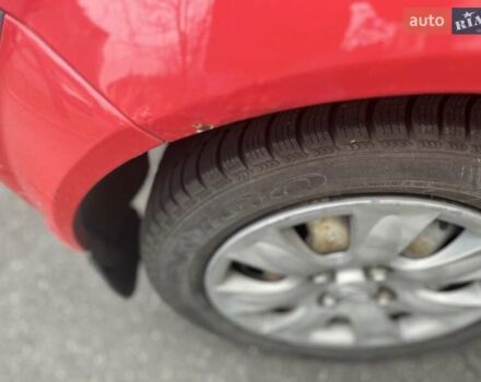 Червоний Хендай Гетц, об'ємом двигуна 1.6 л та пробігом 228 тис. км за 5200 $, фото 3 на Automoto.ua