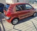 Красный Хендай Гетц, объемом двигателя 1.4 л и пробегом 168 тыс. км за 4300 $, фото 2 на Automoto.ua