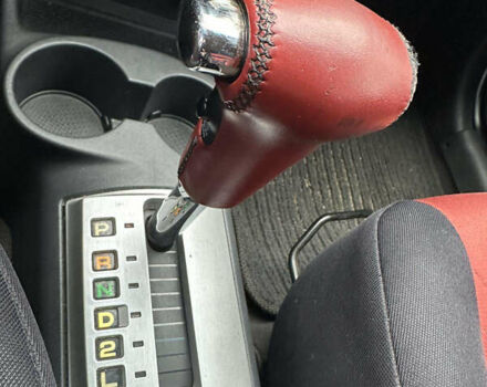 Красный Хендай Гетц, объемом двигателя 1.4 л и пробегом 201 тыс. км за 5600 $, фото 9 на Automoto.ua