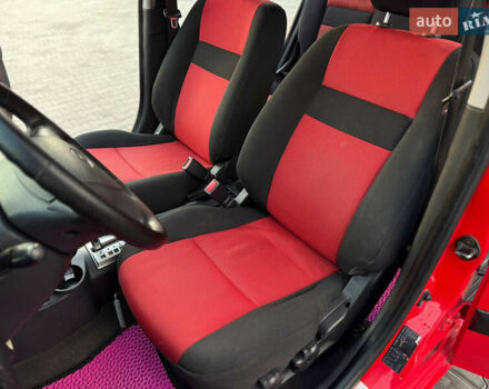 Красный Хендай Гетц, объемом двигателя 1.6 л и пробегом 170 тыс. км за 5999 $, фото 8 на Automoto.ua