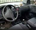 Красный Хендай Гетц, объемом двигателя 1.1 л и пробегом 227 тыс. км за 3650 $, фото 5 на Automoto.ua
