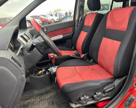 Червоний Хендай Гетц, об'ємом двигуна 1.4 л та пробігом 159 тис. км за 6440 $, фото 17 на Automoto.ua