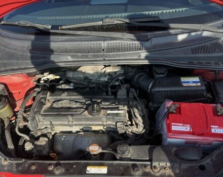 Красный Хендай Гетц, объемом двигателя 1.4 л и пробегом 150 тыс. км за 4599 $, фото 16 на Automoto.ua