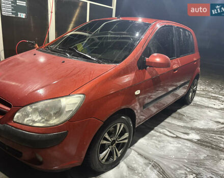 Красный Хендай Гетц, объемом двигателя 1.4 л и пробегом 217 тыс. км за 5700 $, фото 4 на Automoto.ua
