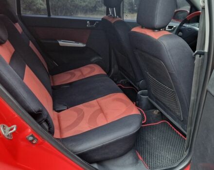 Красный Хендай Гетц, объемом двигателя 1.4 л и пробегом 244 тыс. км за 4450 $, фото 12 на Automoto.ua