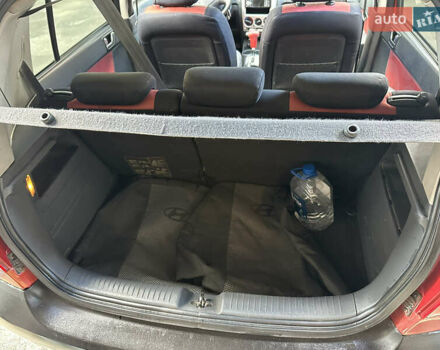 Красный Хендай Гетц, объемом двигателя 1.4 л и пробегом 157 тыс. км за 4899 $, фото 2 на Automoto.ua