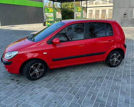 Красный Хендай Гетц, объемом двигателя 1.6 л и пробегом 170 тыс. км за 5600 $, фото 6 на Automoto.ua