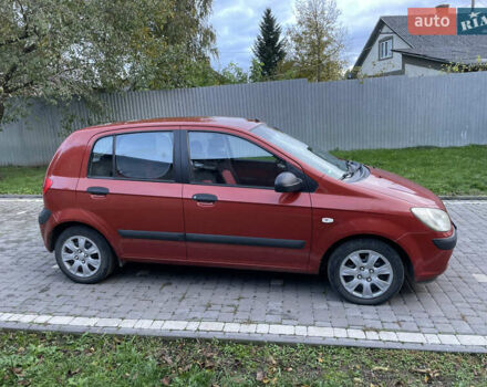 Красный Хендай Гетц, объемом двигателя 1.09 л и пробегом 237 тыс. км за 3000 $, фото 4 на Automoto.ua