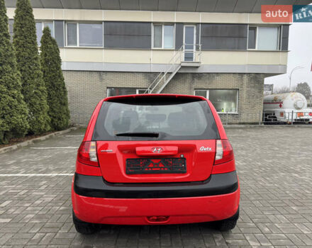 Красный Хендай Гетц, объемом двигателя 1.4 л и пробегом 144 тыс. км за 5499 $, фото 5 на Automoto.ua