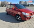 Красный Хендай Гетц, объемом двигателя 1.4 л и пробегом 155 тыс. км за 5750 $, фото 1 на Automoto.ua