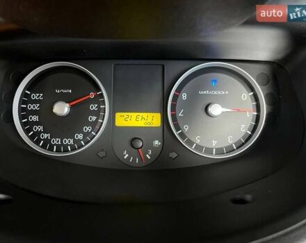 Червоний Хендай Гетц, об'ємом двигуна 1.4 л та пробігом 114 тис. км за 5000 $, фото 4 на Automoto.ua