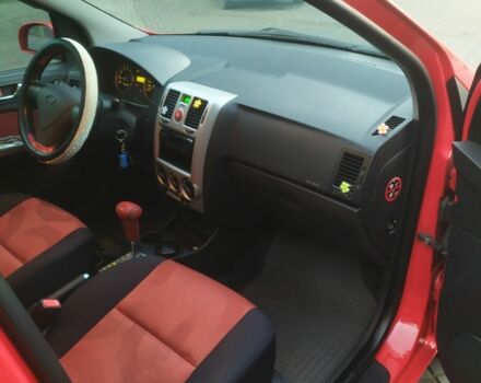 Красный Хендай Гетц, объемом двигателя 0 л и пробегом 168 тыс. км за 5500 $, фото 7 на Automoto.ua