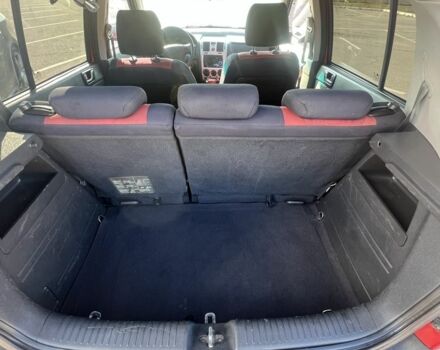 Красный Хендай Гетц, объемом двигателя 1.4 л и пробегом 150 тыс. км за 4599 $, фото 10 на Automoto.ua