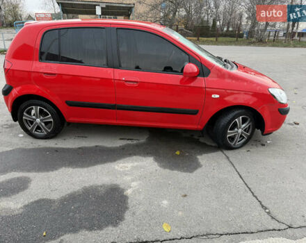 Червоний Хендай Гетц, об'ємом двигуна 1.4 л та пробігом 67 тис. км за 6000 $, фото 2 на Automoto.ua