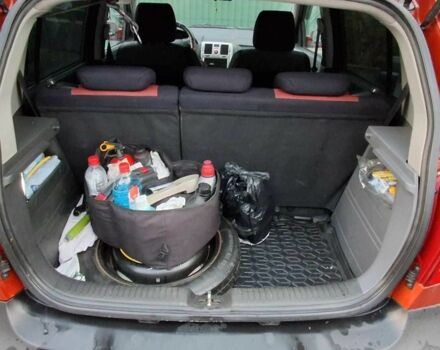 Красный Хендай Гетц, объемом двигателя 1.4 л и пробегом 148 тыс. км за 4400 $, фото 5 на Automoto.ua