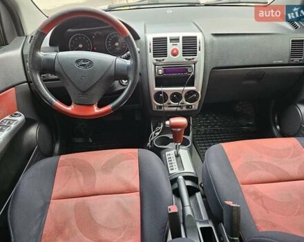 Красный Хендай Гетц, объемом двигателя 1.4 л и пробегом 189 тыс. км за 4950 $, фото 6 на Automoto.ua