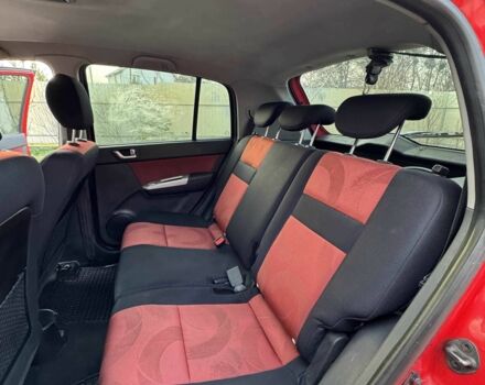 Червоний Хендай Гетц, об'ємом двигуна 1.6 л та пробігом 231 тис. км за 3250 $, фото 8 на Automoto.ua