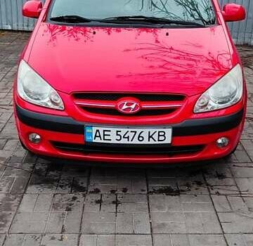 Красный Хендай Гетц, объемом двигателя 1.6 л и пробегом 106 тыс. км за 5900 $, фото 1 на Automoto.ua
