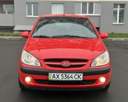 Красный Хендай Гетц, объемом двигателя 1.4 л и пробегом 162 тыс. км за 4999 $, фото 2 на Automoto.ua