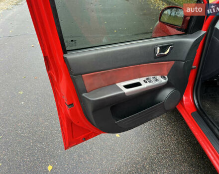 Хендай Гетц 2007 в Киеве на Automoto.ua Красный Хендай Гетц, объемом двигателя 1.4 л и пробегом 188 тыс. км за 4600 $, фото 4 на Automoto.ua