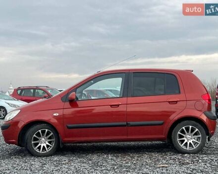 Червоний Хендай Гетц, об'ємом двигуна 1.4 л та пробігом 159 тис. км за 6440 $, фото 3 на Automoto.ua