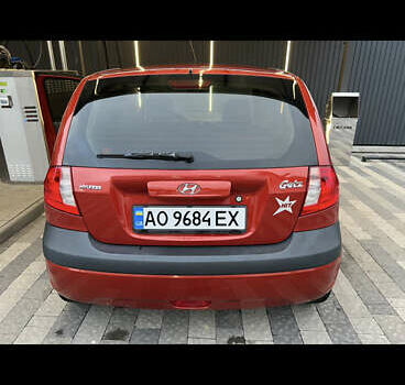Красный Хендай Гетц, объемом двигателя 1.1 л и пробегом 170 тыс. км за 3848 $, фото 1 на Automoto.ua