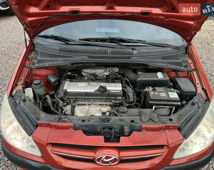 Красный Хендай Гетц, объемом двигателя 1.4 л и пробегом 188 тыс. км за 5950 $, фото 21 на Automoto.ua