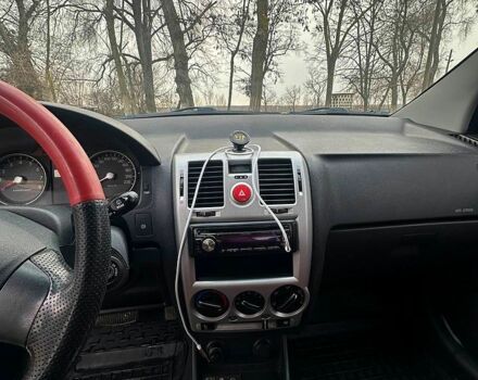 Червоний Хендай Гетц, об'ємом двигуна 1.6 л та пробігом 203 тис. км за 6000 $, фото 9 на Automoto.ua