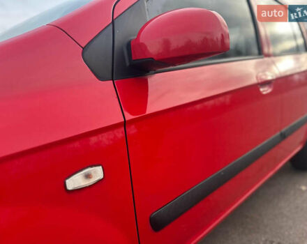 Красный Хендай Гетц, объемом двигателя 1.4 л и пробегом 30 тыс. км за 7100 $, фото 6 на Automoto.ua