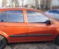 Красный Хендай Гетц, объемом двигателя 1.4 л и пробегом 300 тыс. км за 3900 $, фото 1 на Automoto.ua