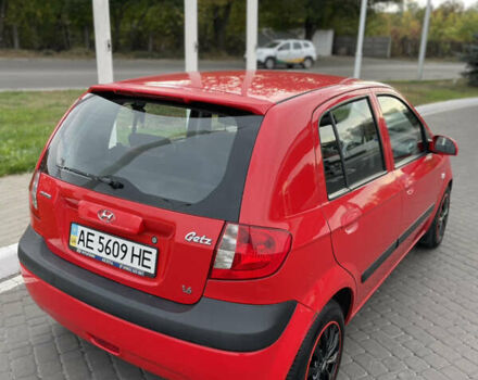 Красный Хендай Гетц, объемом двигателя 1.6 л и пробегом 137 тыс. км за 5700 $, фото 3 на Automoto.ua