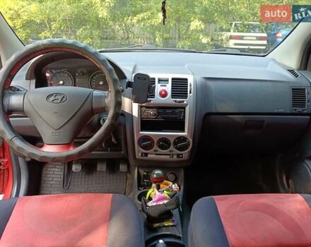 Красный Хендай Гетц, объемом двигателя 1.6 л и пробегом 320 тыс. км за 4700 $, фото 6 на Automoto.ua