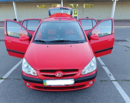 Красный Хендай Гетц, объемом двигателя 1.4 л и пробегом 276 тыс. км за 4888 $, фото 1 на Automoto.ua