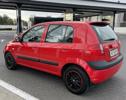 Красный Хендай Гетц, объемом двигателя 1.6 л и пробегом 137 тыс. км за 5700 $, фото 4 на Automoto.ua