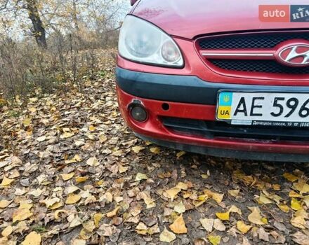 Красный Хендай Гетц, объемом двигателя 1.4 л и пробегом 290 тыс. км за 3000 $, фото 7 на Automoto.ua